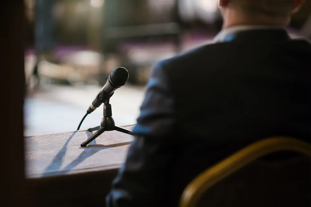 Comment écrire un discours mémorable pour votre Bar Mitzvah ?