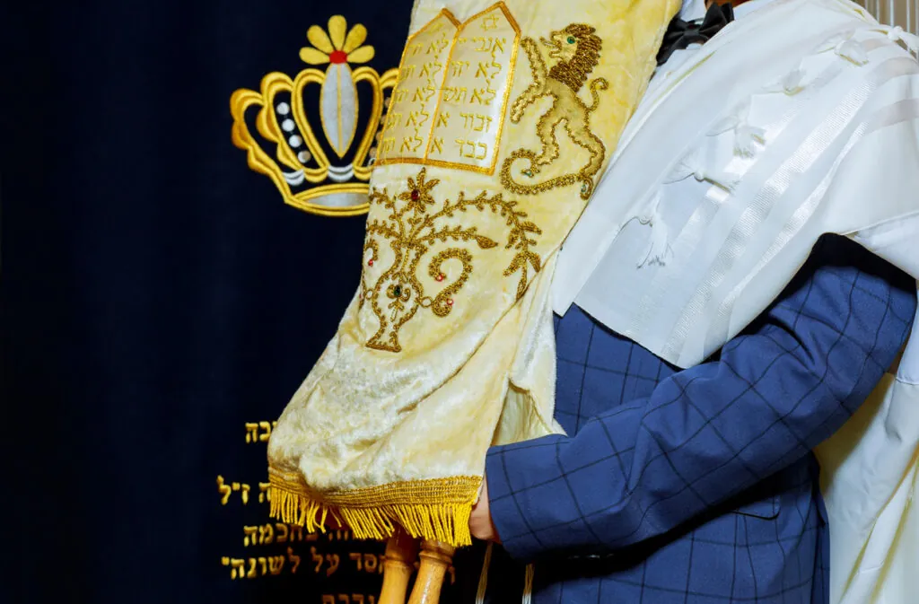 Sépharades et Ashkénazes lors d'une Bar Mitzvah